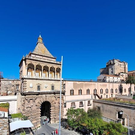 La Porta Dei Mori Apartment Palermo Bagian luar foto