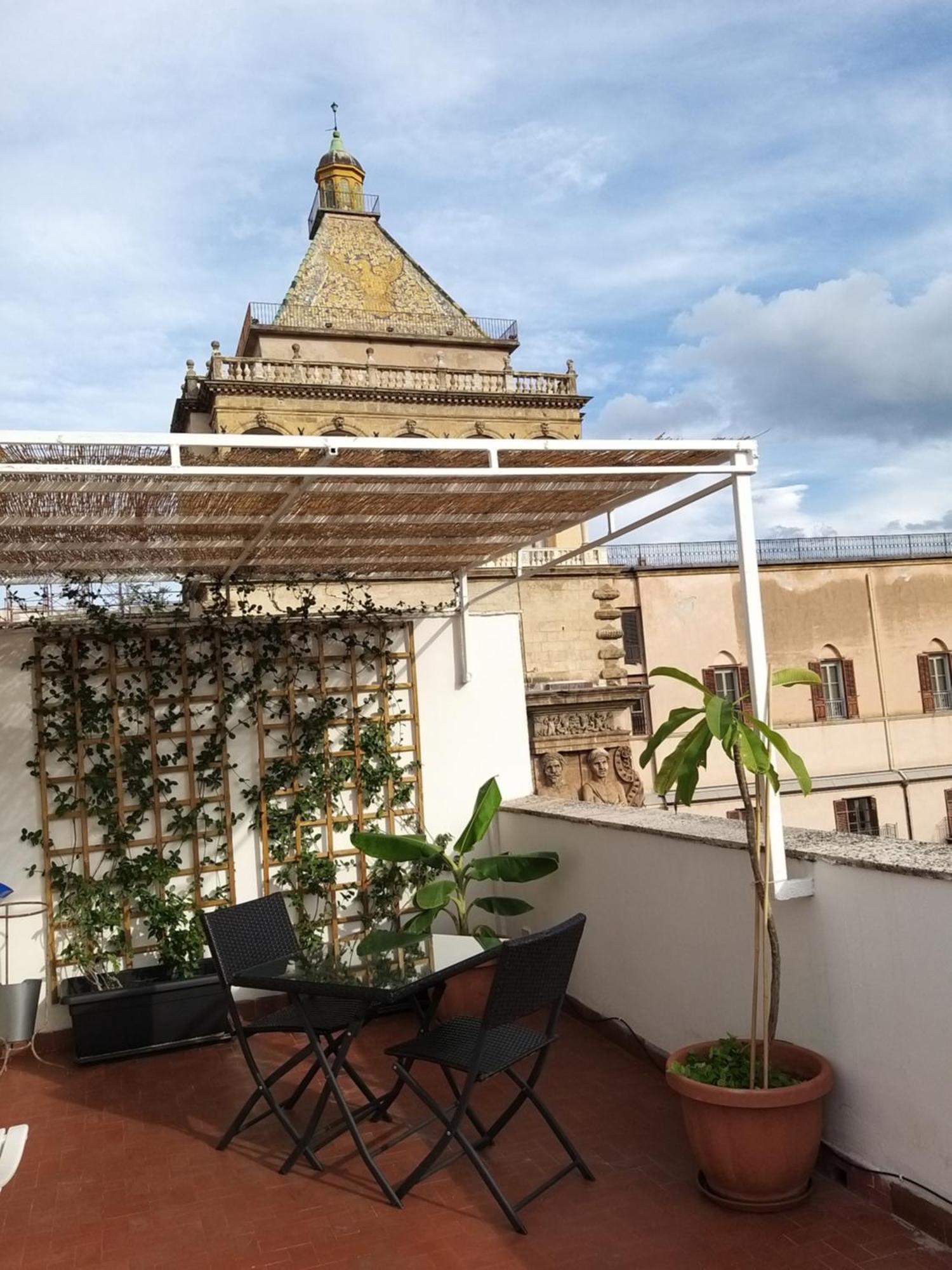 La Porta Dei Mori Apartment Palermo Bagian luar foto